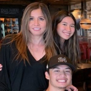 Meet your Posher, Debbie